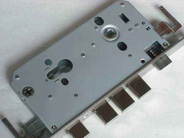 乃东24小时上门开锁公司