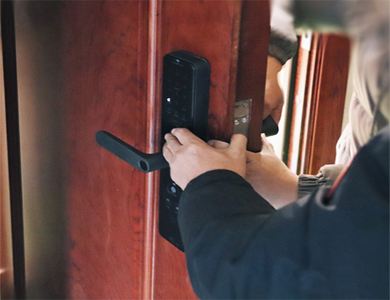 乃东24小时上门开锁公司